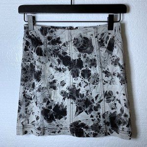 Free People Womens Size 2 Bleach Tie Dye Modern Femme Denim Mini Skirt in Gray